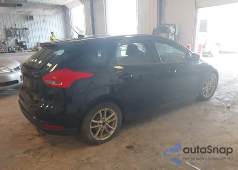 2016 Ford Focus Se z USA, uszkodzony, nr VIN 1FADP3K26GL359638